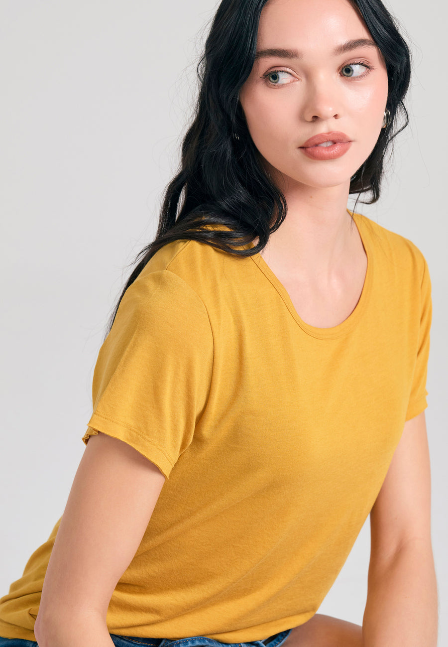 Tricou simplu din viscoză pentru femei - Muștar
