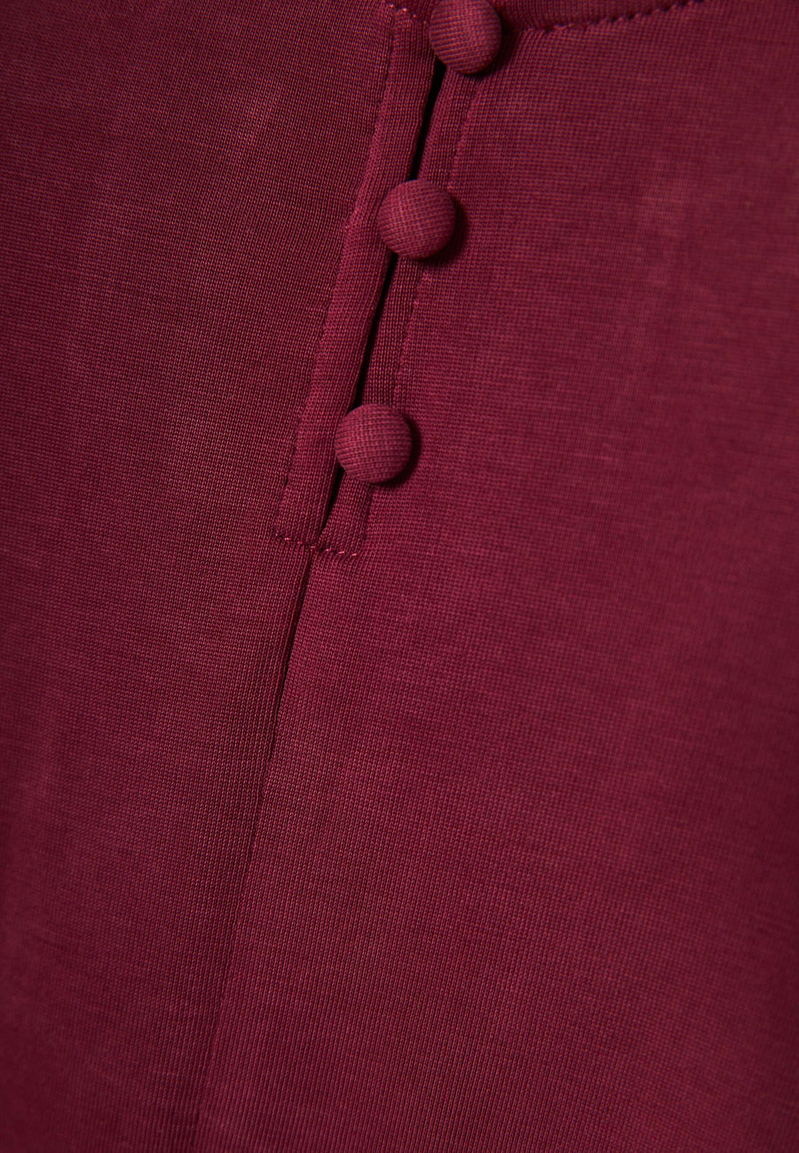 EARTH RED