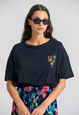 Tricou lejer cu imprimeu artistic pe spate - Negru