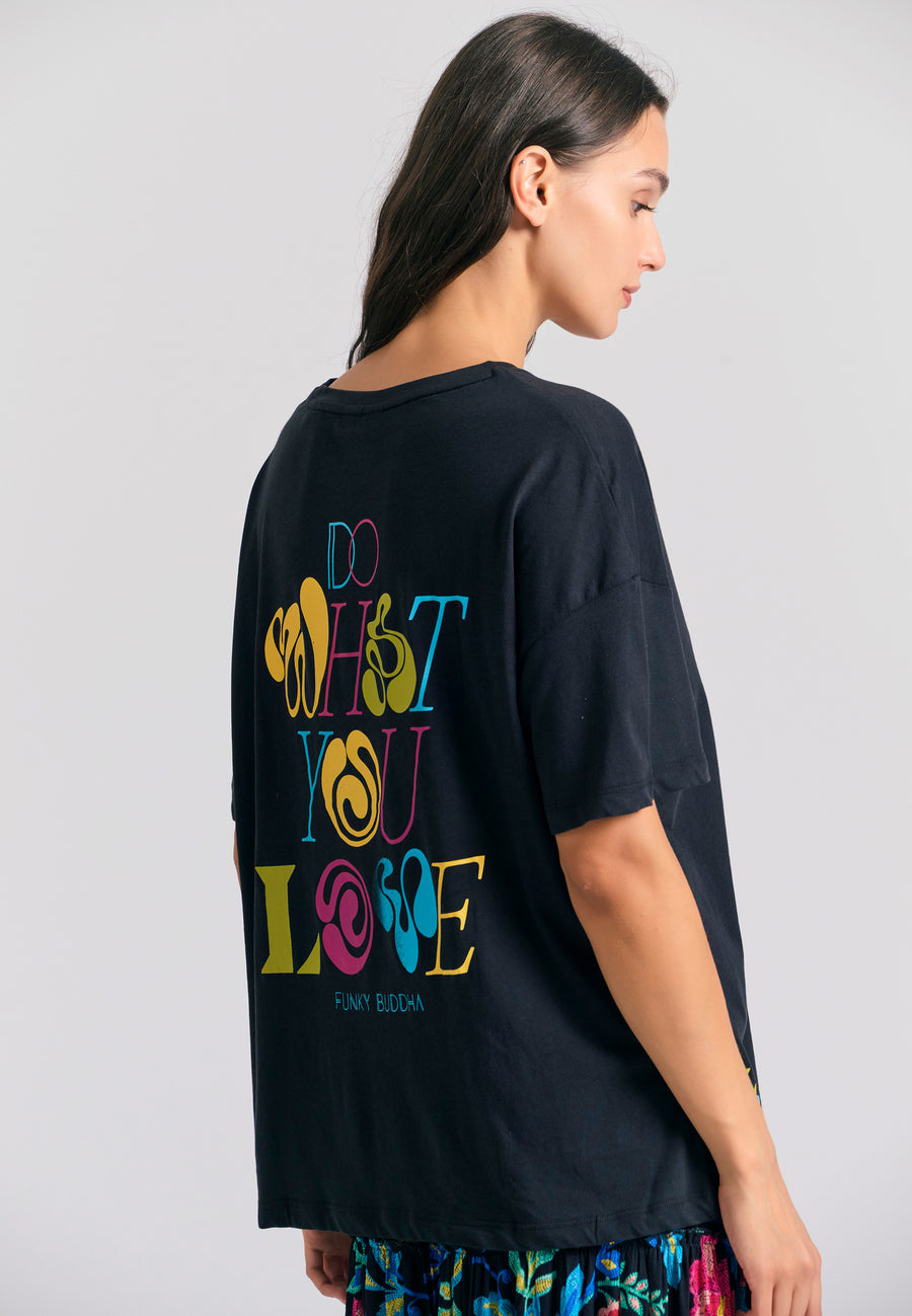 Tricou lejer cu imprimeu artistic pe spate - Negru