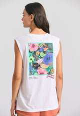 Women's t-shirt with graphic frame print on the back - White