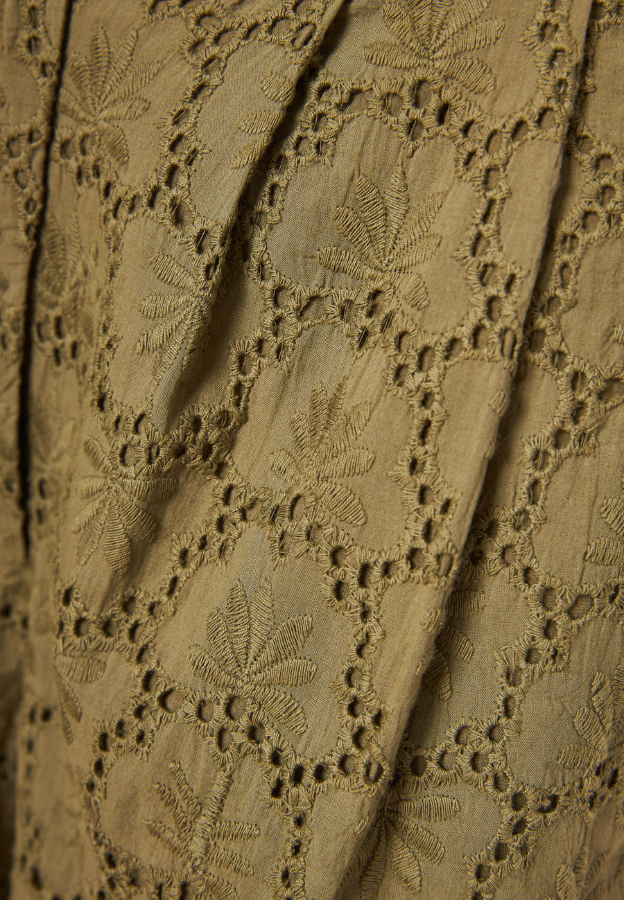 Women's embroidery shorts with pleats - Oregano