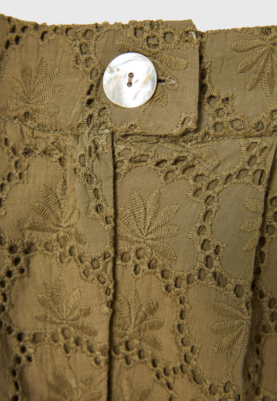 Women's embroidery shorts with pleats - Oregano