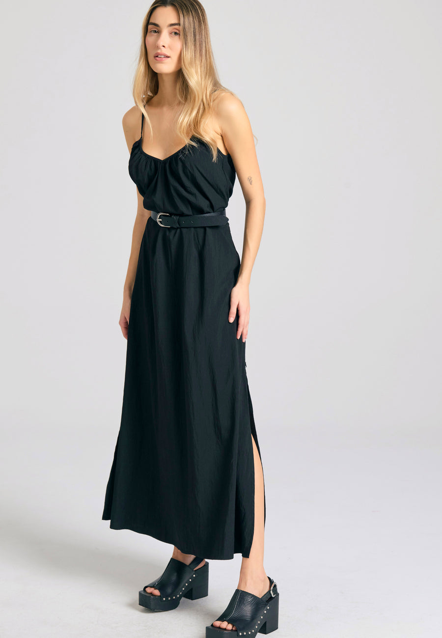 Rochie maxi cu curea în talie - Negru