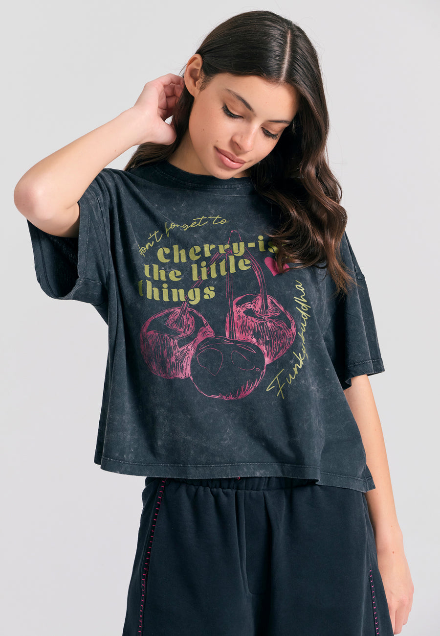 Tricou supradimensionat vopsit în culoarea grament cu imprimeu fotografic - Negru