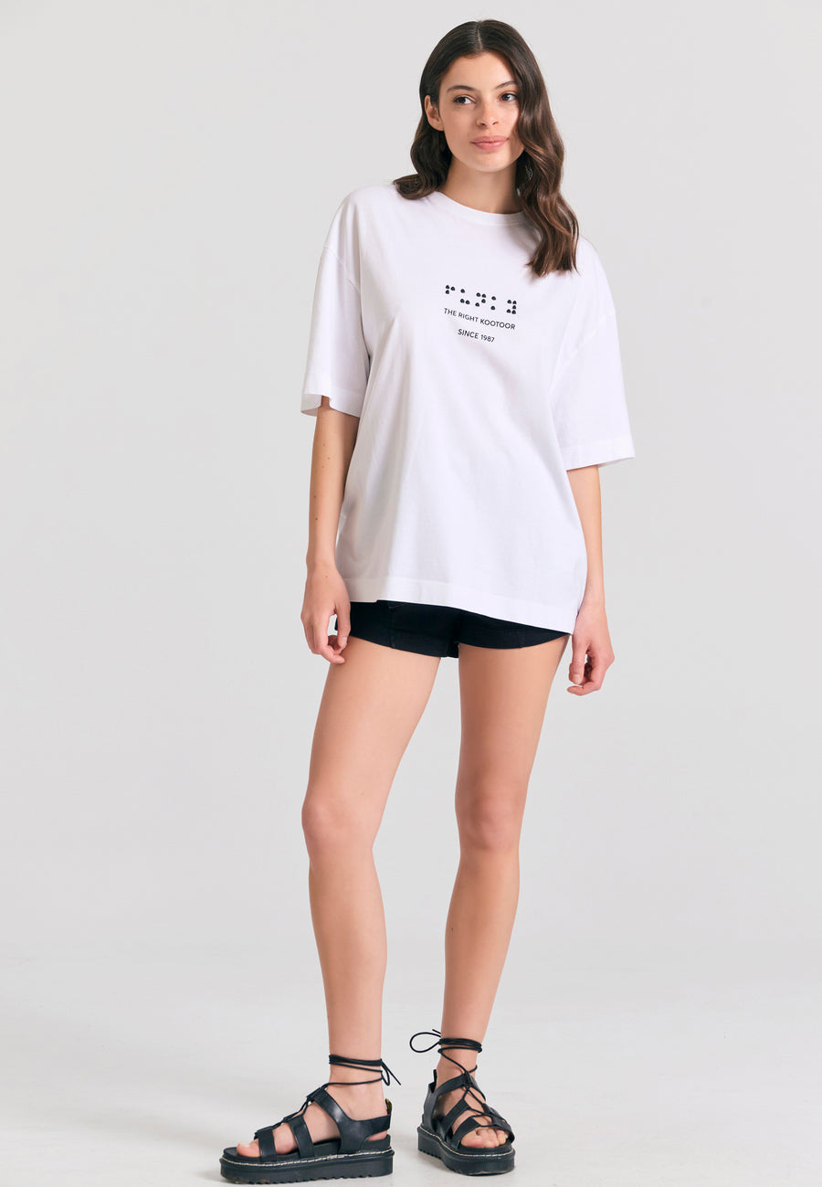 Loose fit t-shirt with embossed print on the back - White