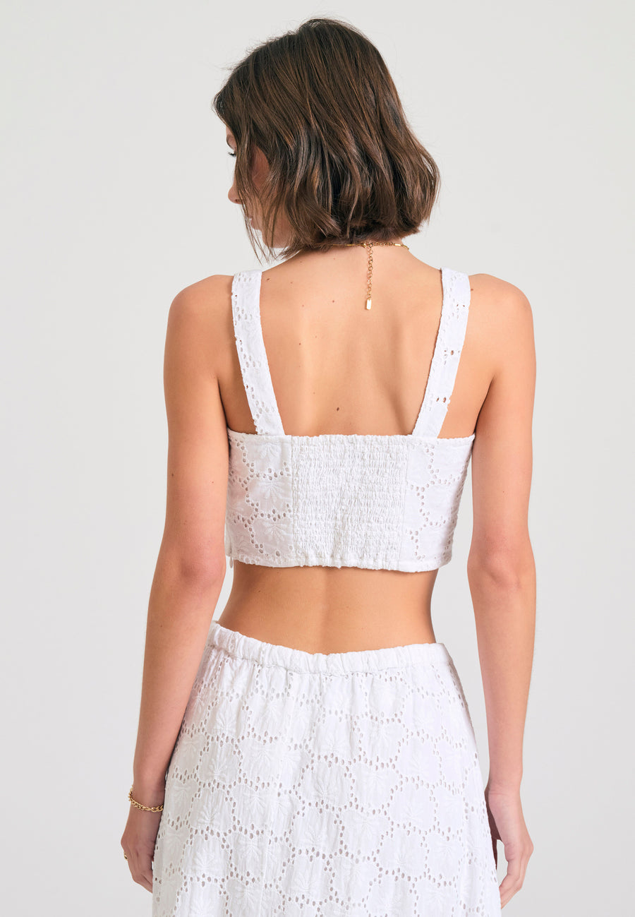 Top scurt cu broderie și model - Alb