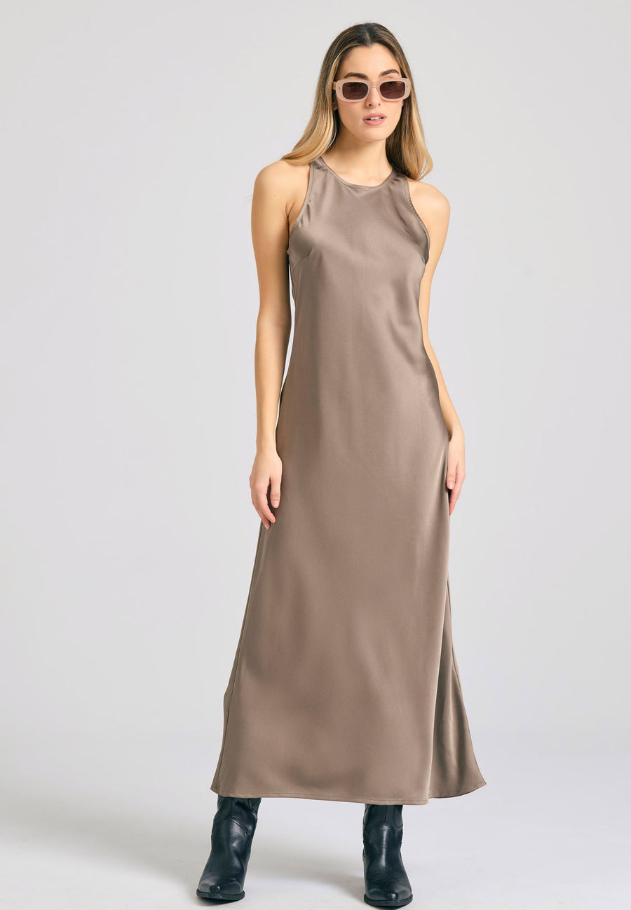 DARK BEIGE