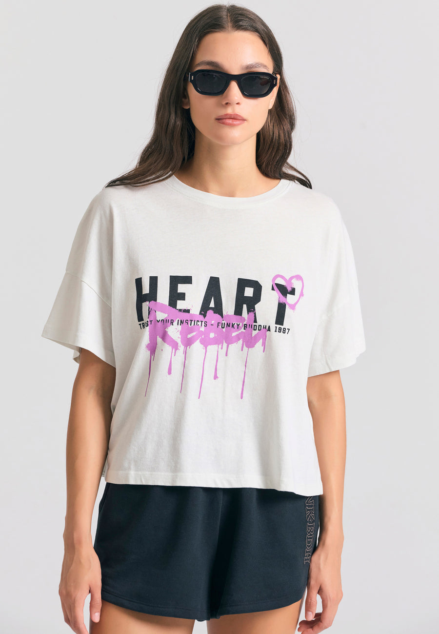 Tricou de damă cu croială lejeră și imprimeu artistic cu text - Mist