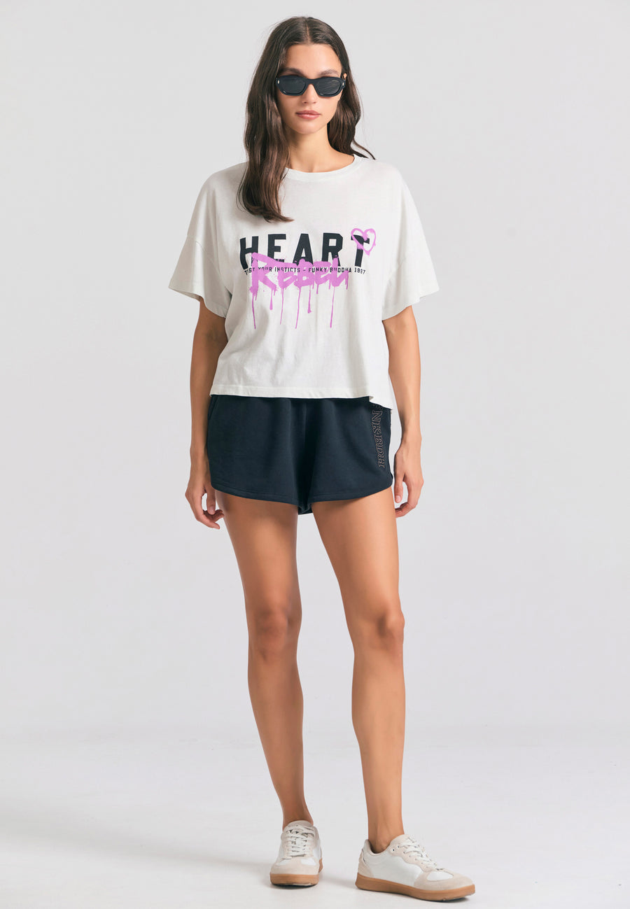 Tricou de damă cu croială lejeră și imprimeu artistic cu text - Mist