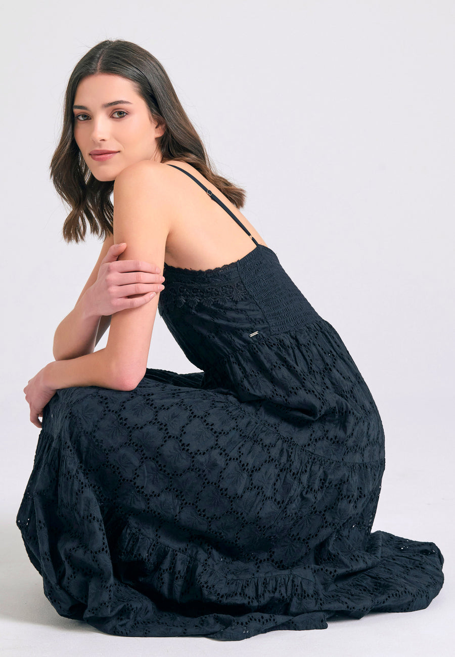 Rochie maxi cu broderie și volane - Negru