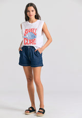Tricou de damă cu imprimeu grafic - Alb