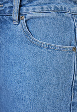 Pantaloni scurți din denim pentru femei cu decolorare ușoară - Albastru deschis