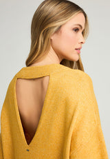 Rochie tricotată cu spatele deschis