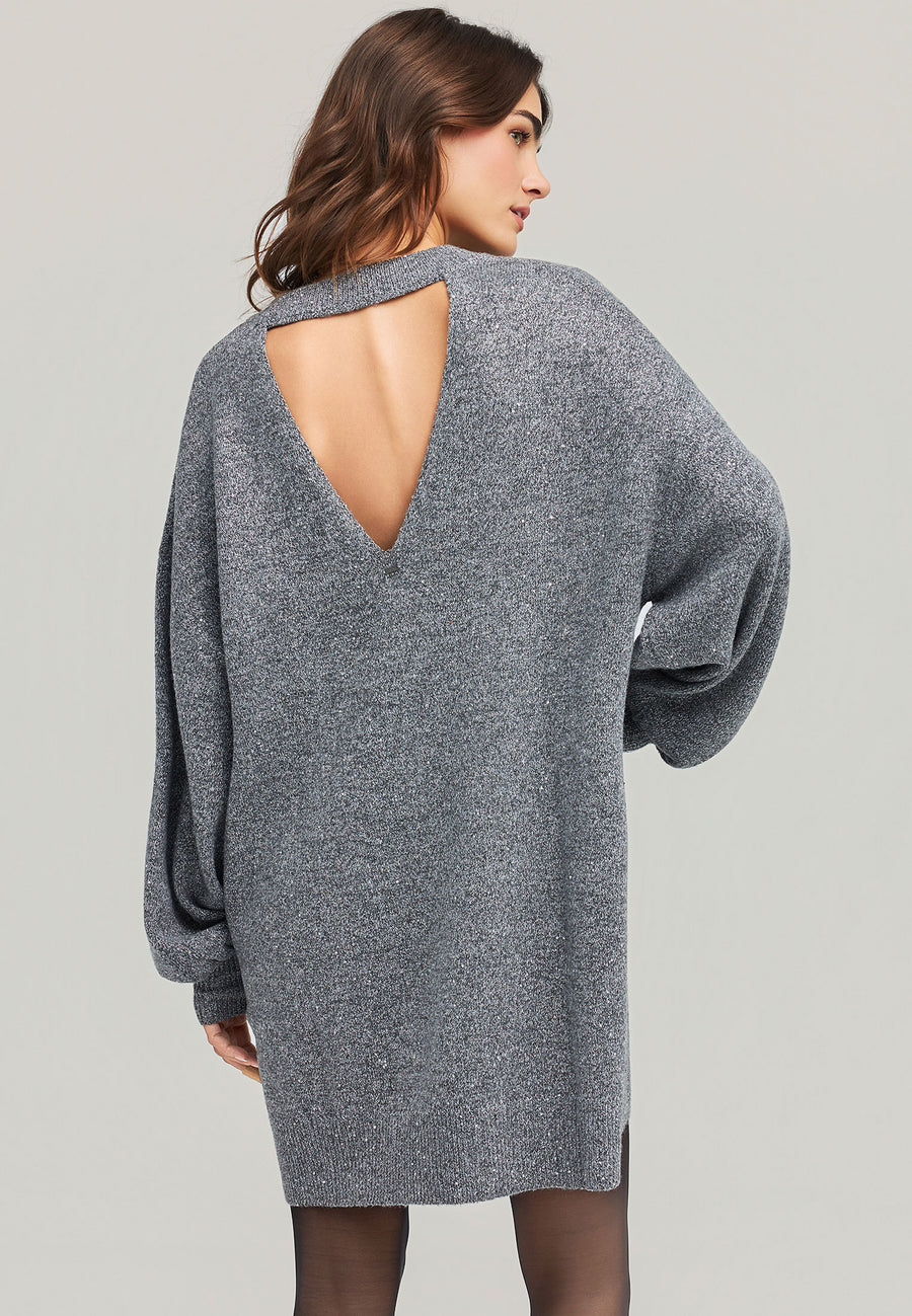 Rochie tricotată cu spatele deschis