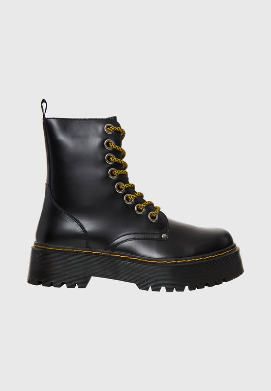 Ghete de luptă pentru femei