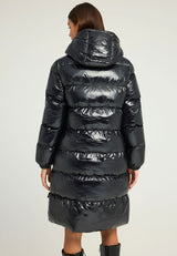 Jachetă lungă pufoasă cu croială regulată și glugă