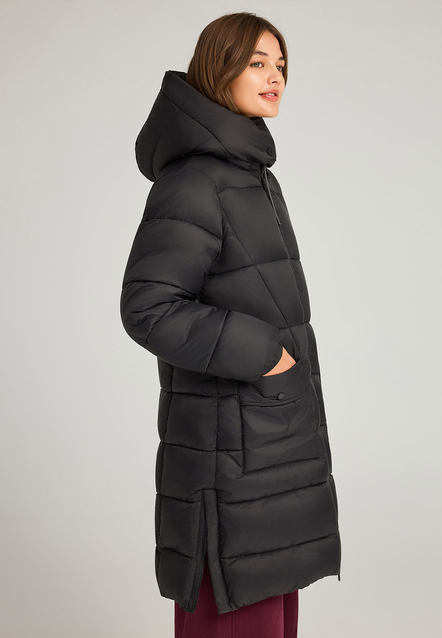 Jachetă lungă pufoasă cu croială regulată și glugă