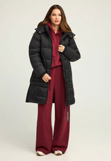 Jachetă lungă pufoasă cu croială regulată și glugă