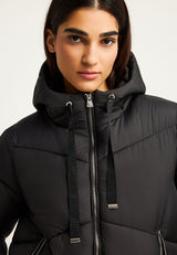 Geacă pufoasă pentru femei cu glugă