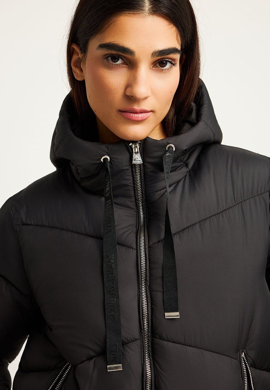 Geacă pufoasă pentru femei cu glugă