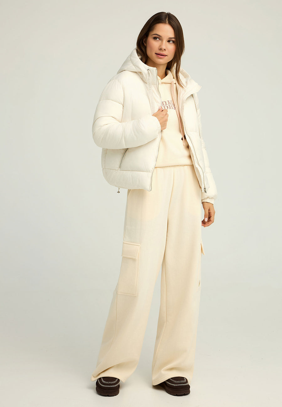 Geacă pufoasă pentru femei cu glugă