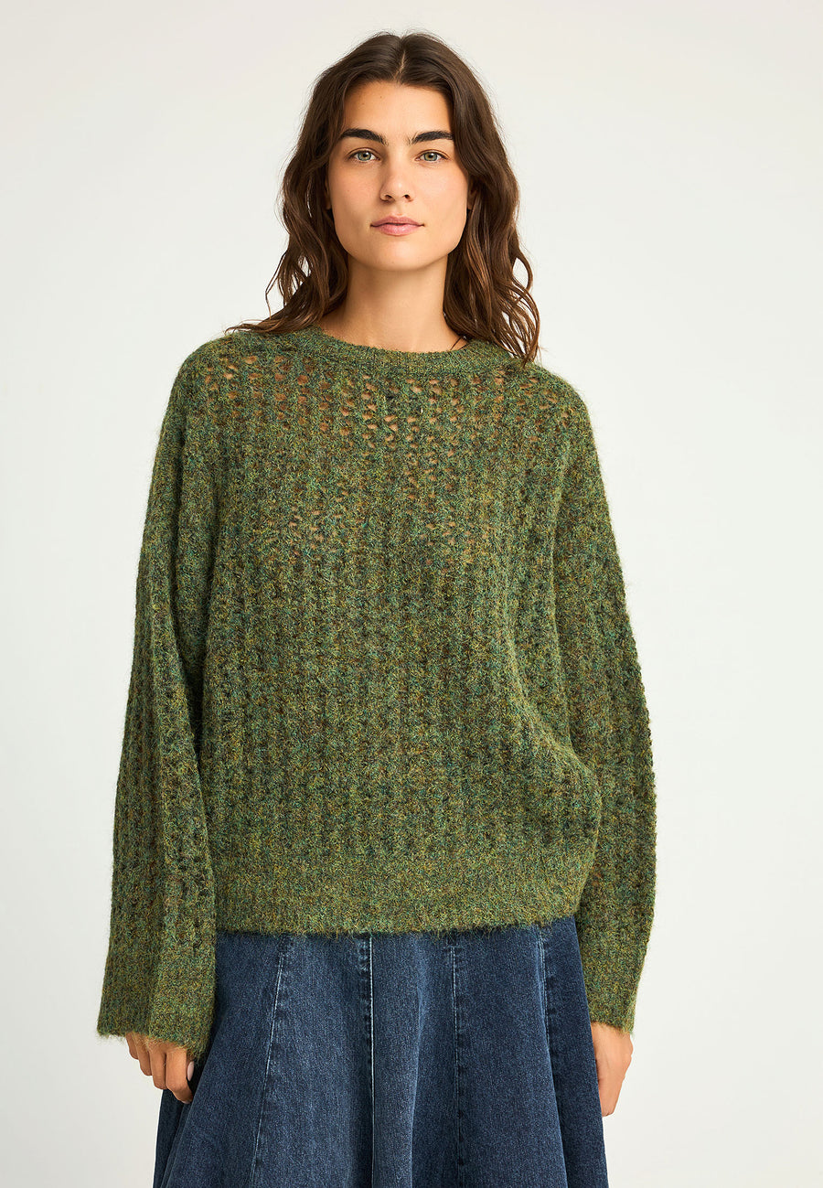 Pulover tricotat sustenabil cu finisaj striat