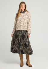 Pulover tricotat cu paiete și imprimeu animal