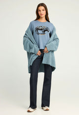 Women's flare fit jeans