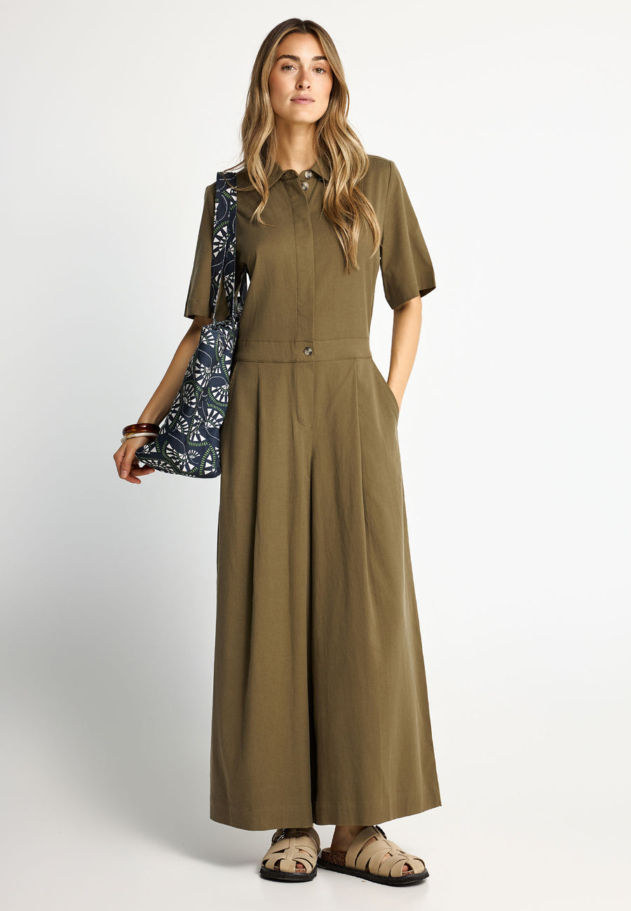 Lyocell jumpsuit with shirt collar