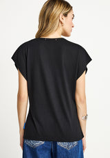 Women's V-neck t-shirt - The basic collection