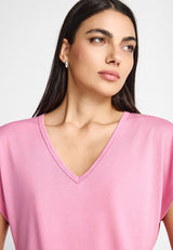 Women's V-neck t-shirt - The basic collection