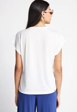 Women's V-neck t-shirt - The basic collection