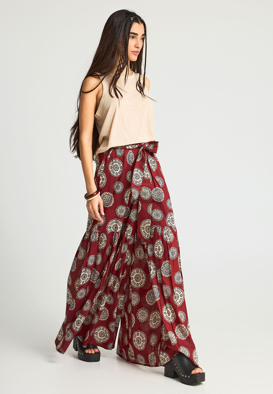 HENNA BROWN