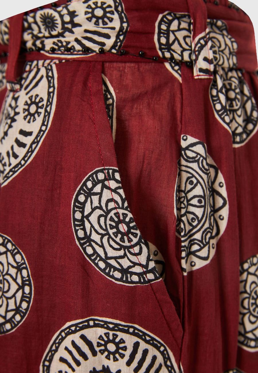 HENNA BROWN