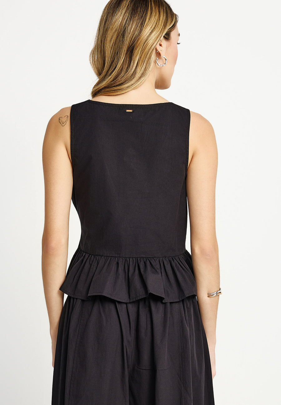 Women's wrapped top with ruffle hem