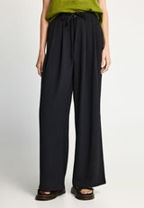 Women's relaxed trousers