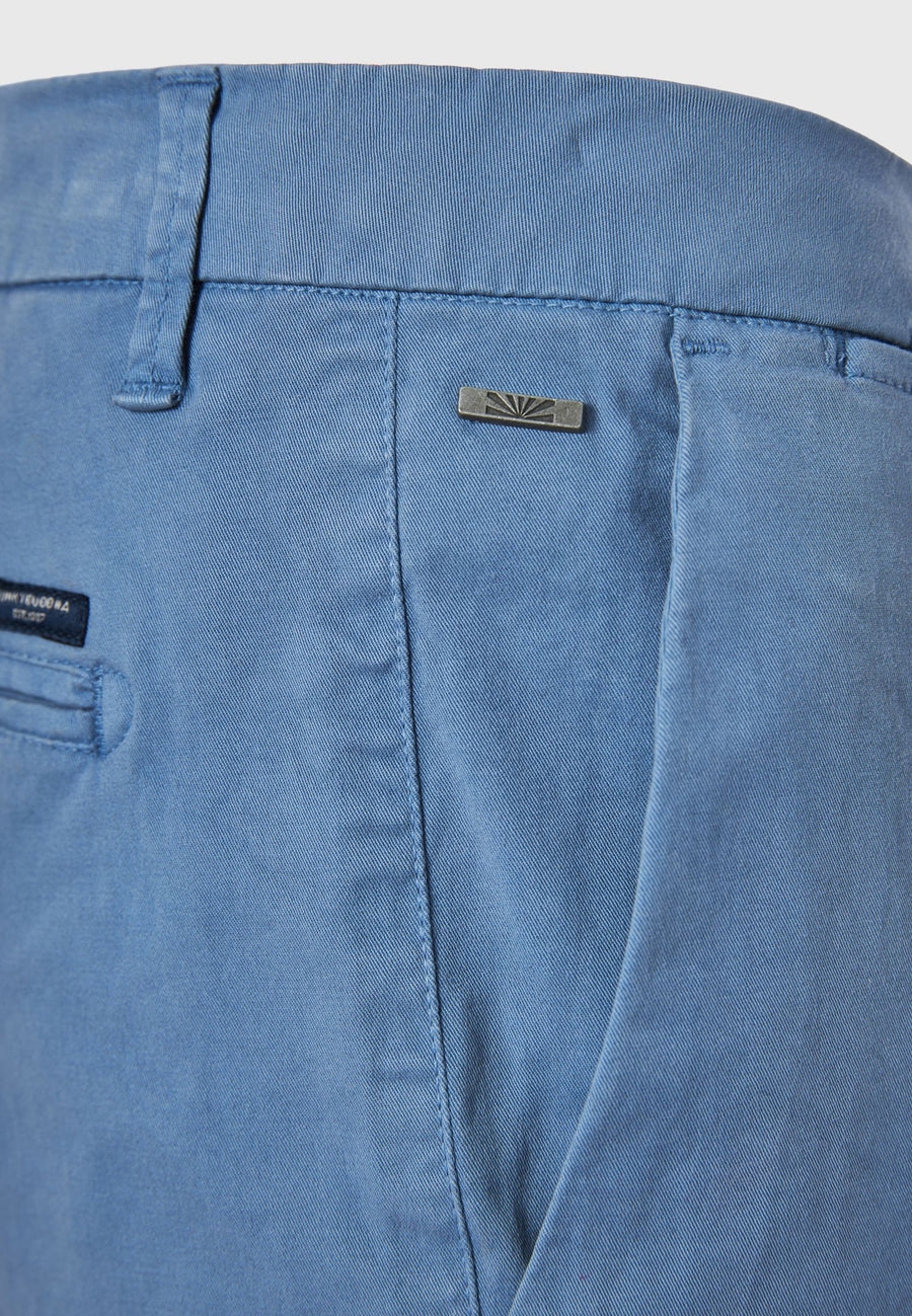 SMOKE BLUE