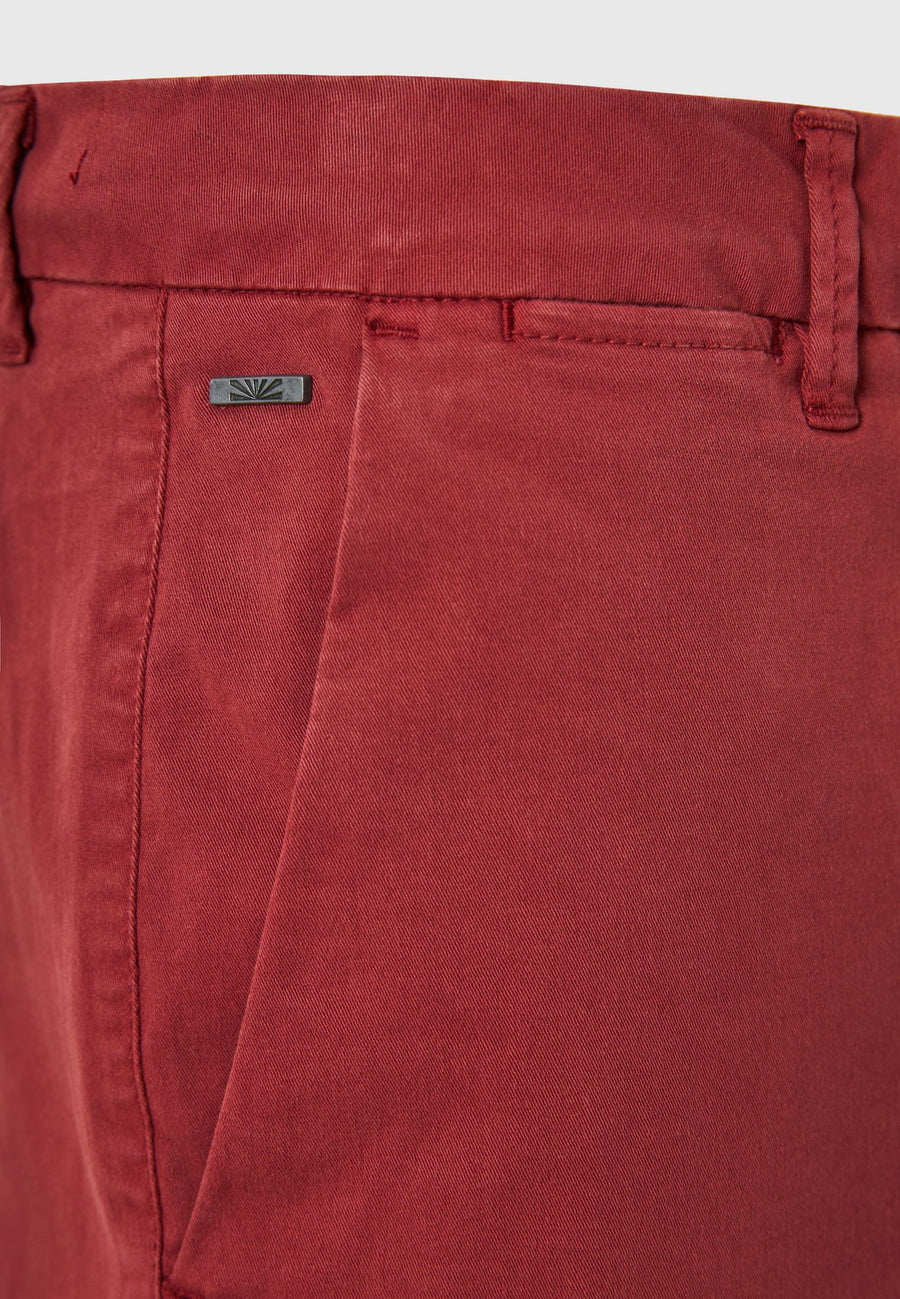 EARTH RED