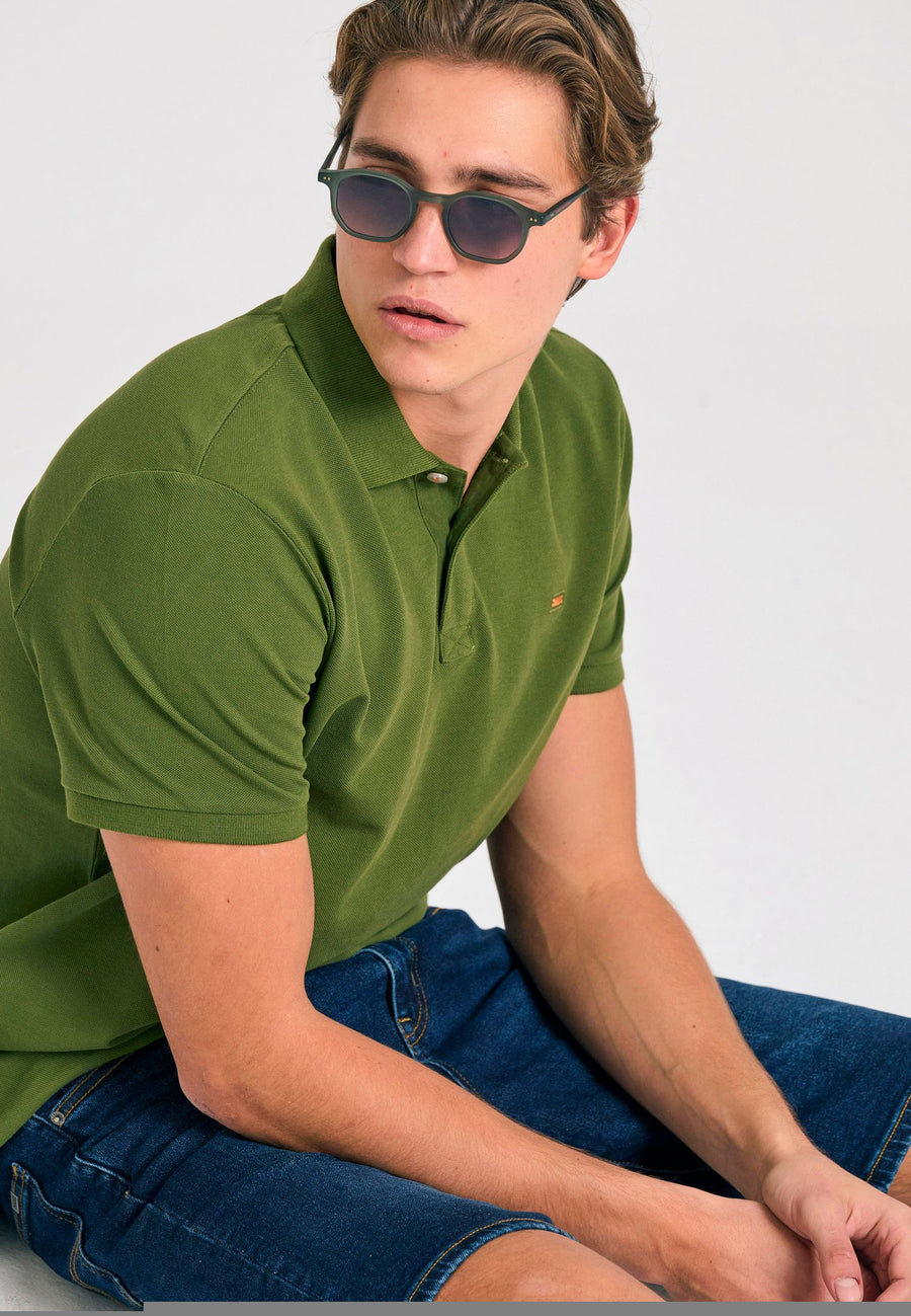 KHAKI