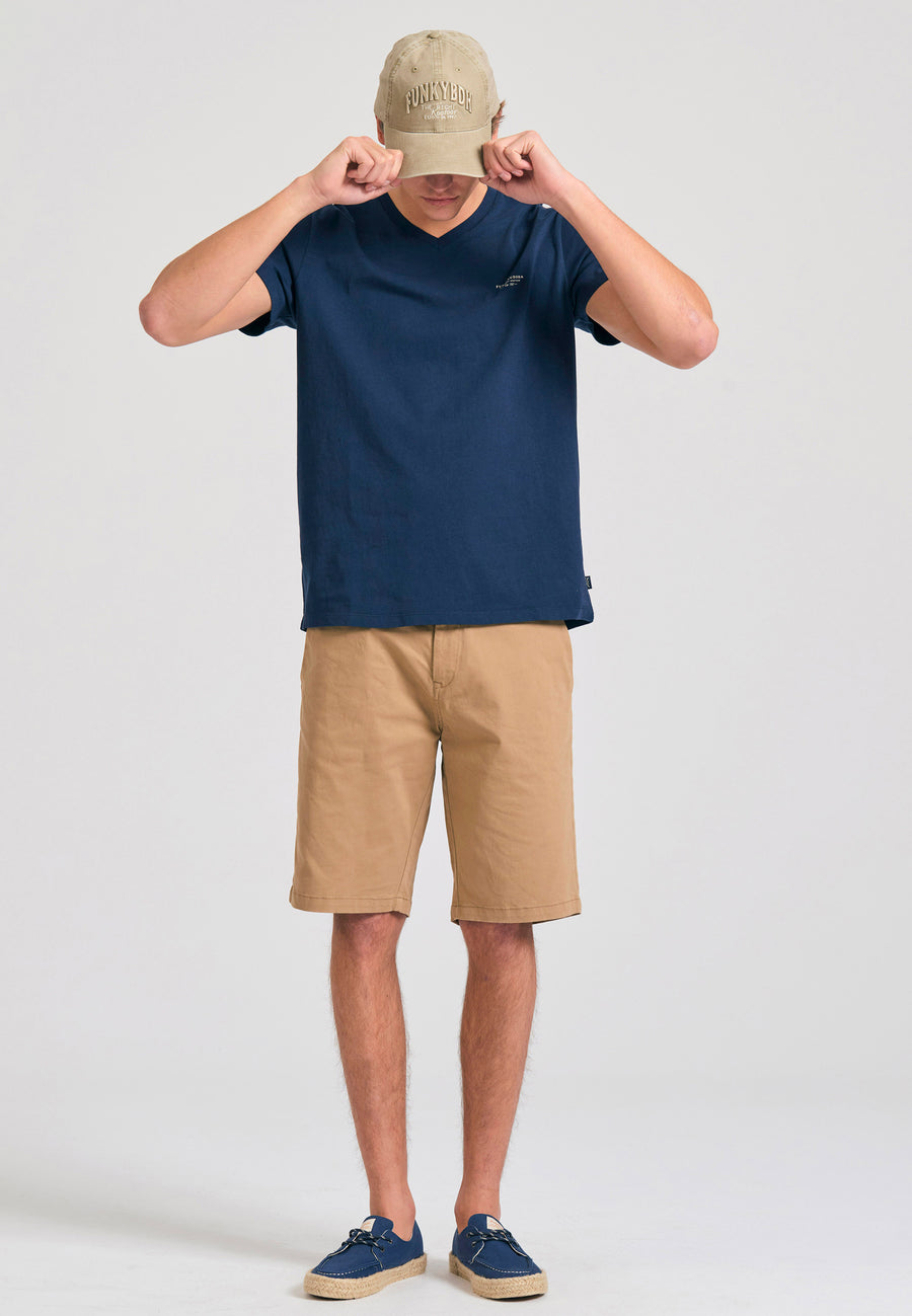 Tricou cu decolteu în V și logo pe piept - Bleumarin