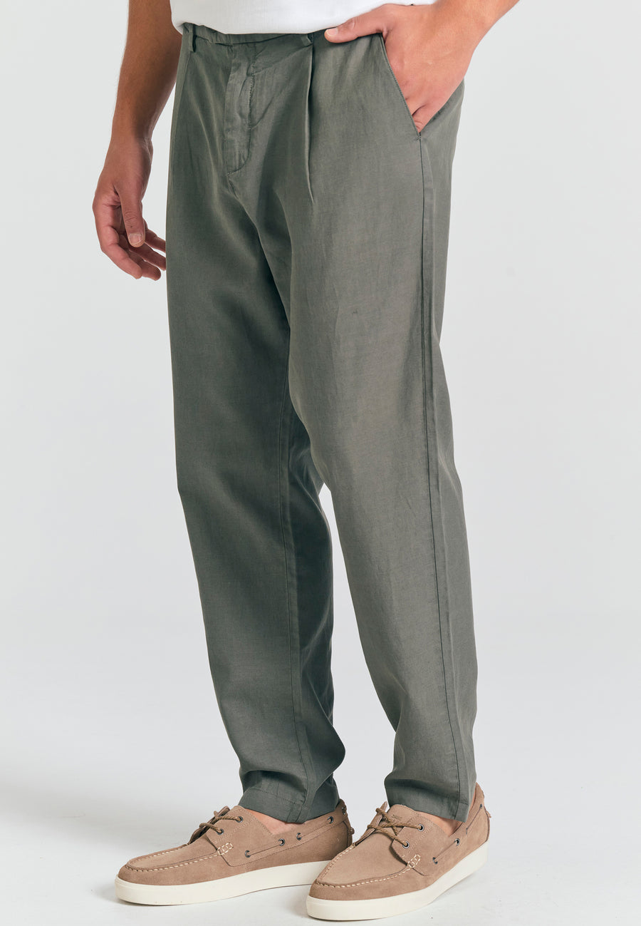 Pantaloni chino bărbătești din amestec de in - Verde prăfuit