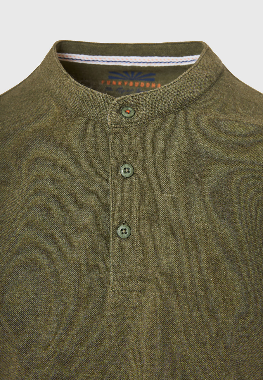 Tricou polo cu guler Mao și broderie pe mânecă - Kaki