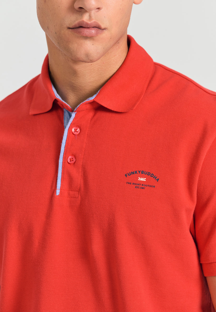 Tricou polo cu imprimeu grafic pe piept - Roșu intens