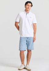 Tricou polo cu imprimeu grafic pe piept - Alb