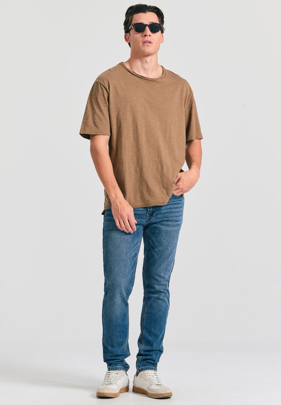 Tricou cu croială lejeră și margini brute - Alune