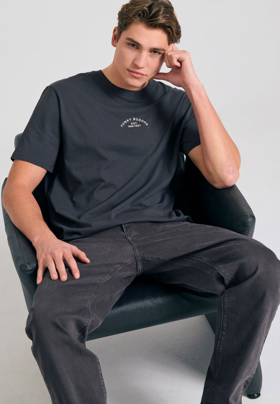Tricou cu croială lejeră și imprimeu artistic pe spate - Antracit
