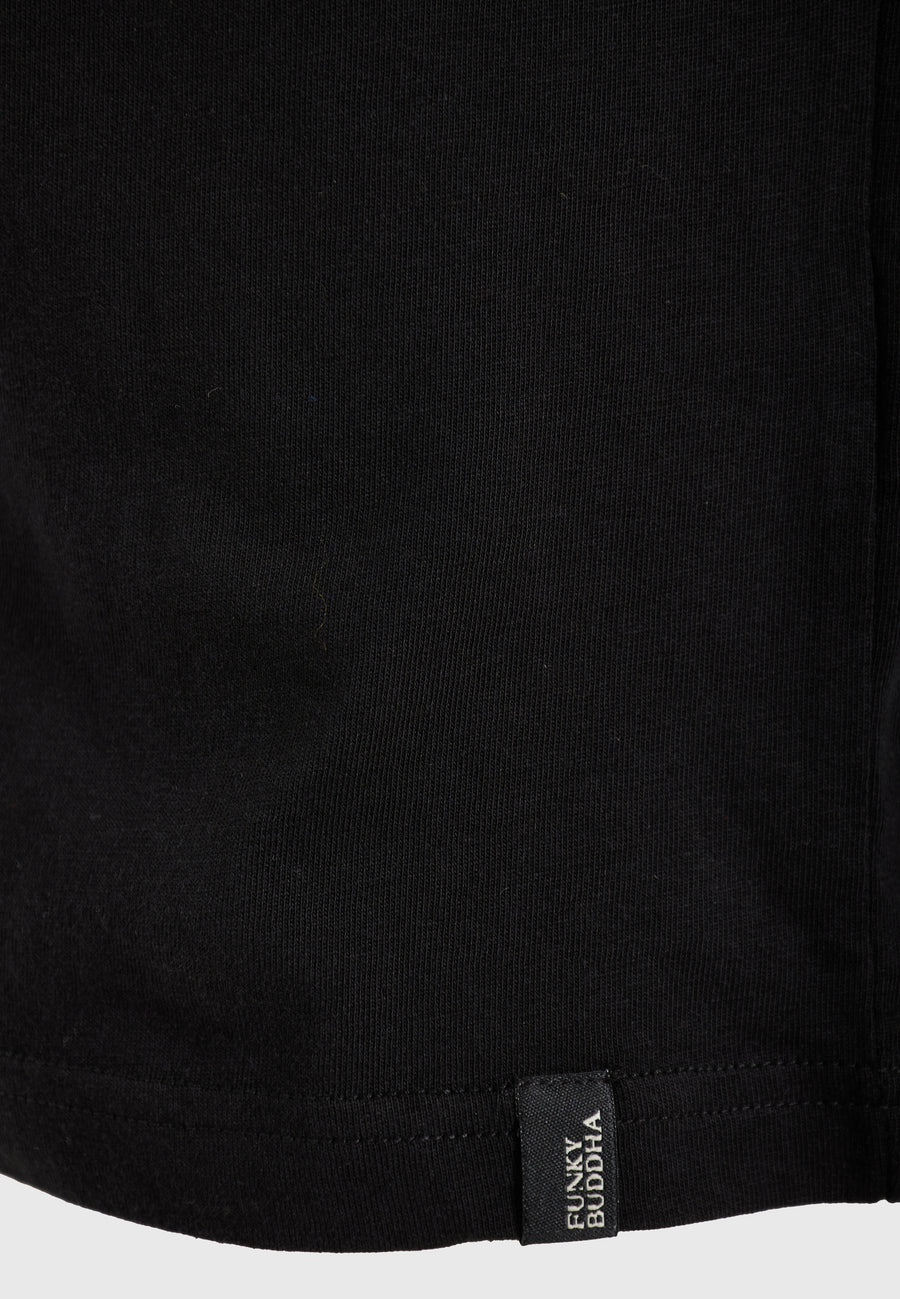 Tricou lejer cu imprimeu artistic pe spate - Negru