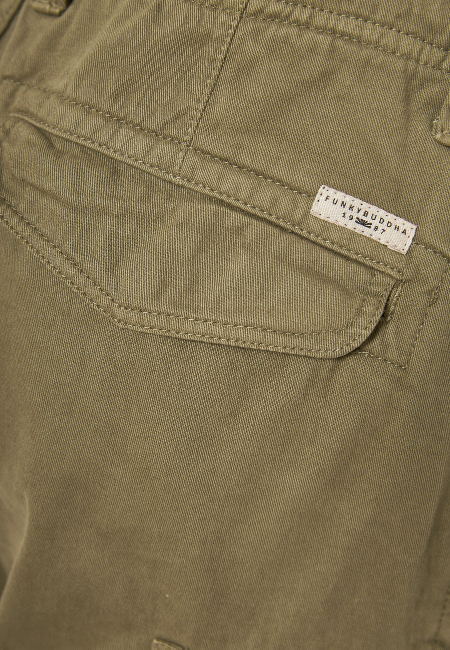 Pantaloni scurți cargo confortabili - Oregano