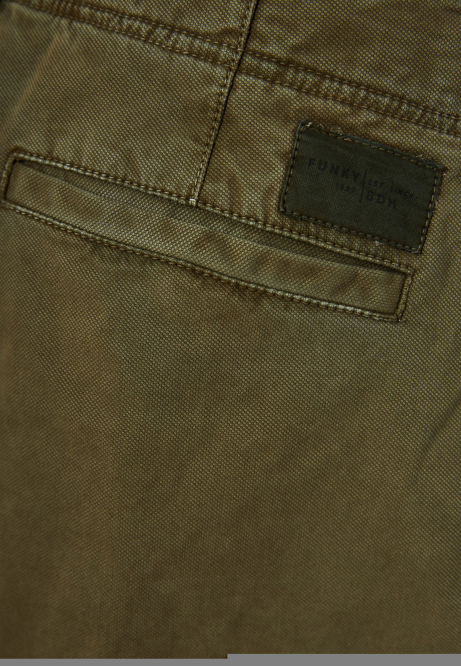 KHAKI